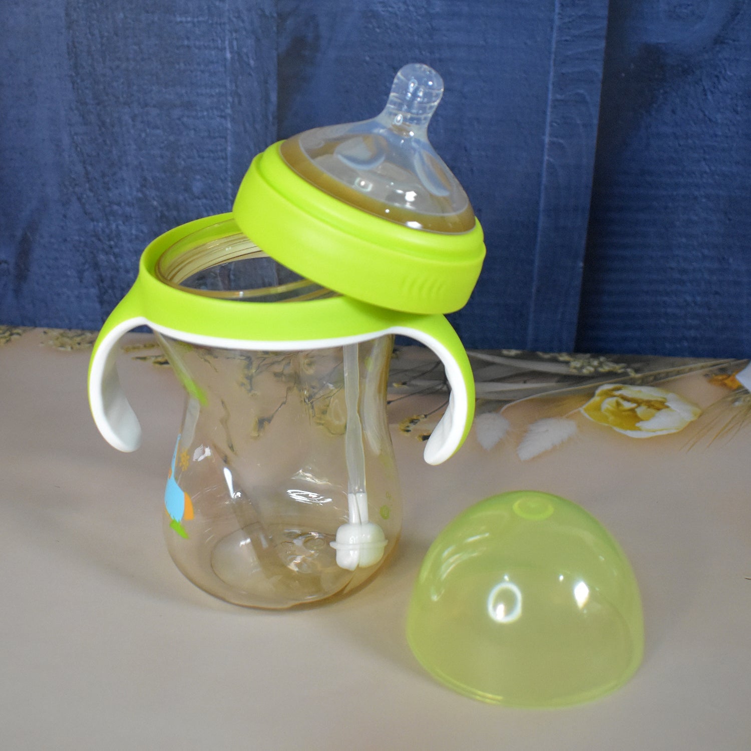 HandleHug Feeding Bottle HandleHug Feeding Bottle